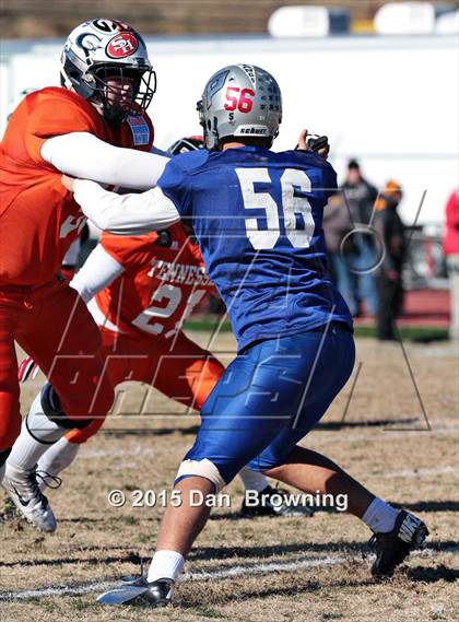 Thumbnail 1 in Tennessee vs. Kentucky (National Guard Border Bowl) photogallery.