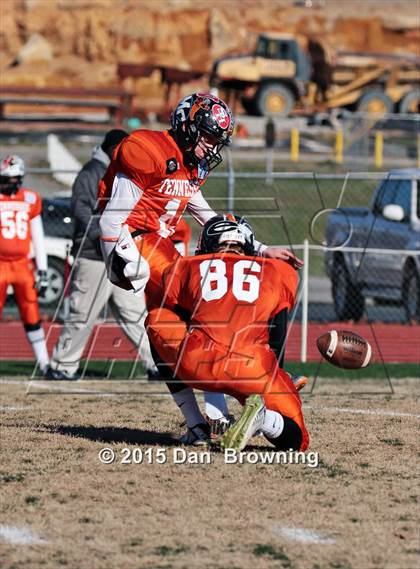 Thumbnail 1 in Tennessee vs. Kentucky (National Guard Border Bowl) photogallery.