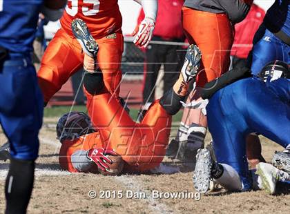 Thumbnail 1 in Tennessee vs. Kentucky (National Guard Border Bowl) photogallery.