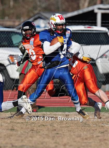 Thumbnail 3 in Tennessee vs. Kentucky (National Guard Border Bowl) photogallery.