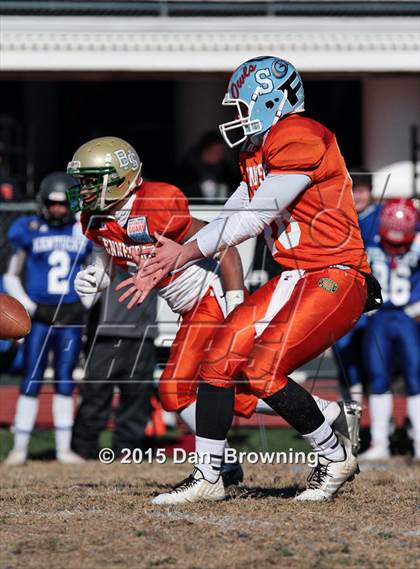 Thumbnail 1 in Tennessee vs. Kentucky (National Guard Border Bowl) photogallery.