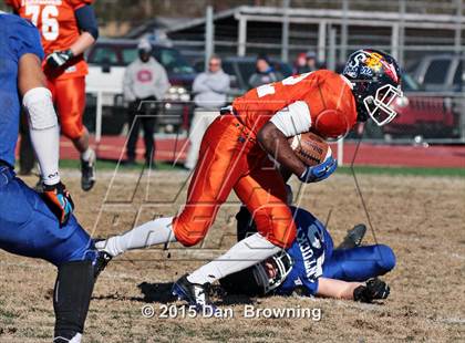 Thumbnail 2 in Tennessee vs. Kentucky (National Guard Border Bowl) photogallery.