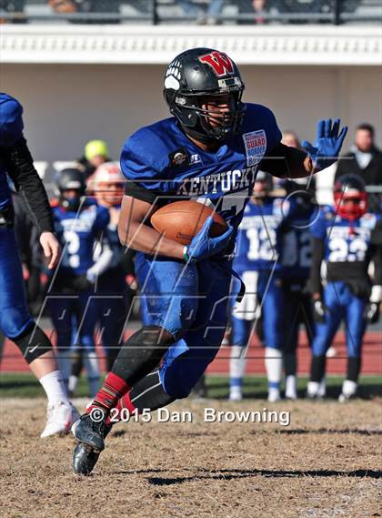 Thumbnail 1 in Tennessee vs. Kentucky (National Guard Border Bowl) photogallery.