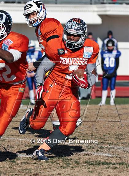 Thumbnail 2 in Tennessee vs. Kentucky (National Guard Border Bowl) photogallery.