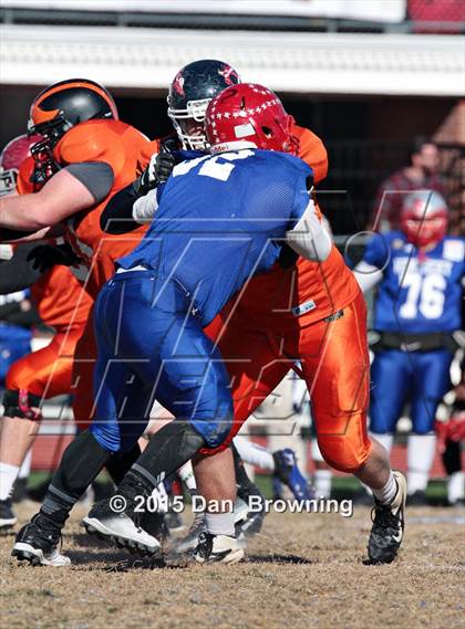 Thumbnail 1 in Tennessee vs. Kentucky (National Guard Border Bowl) photogallery.