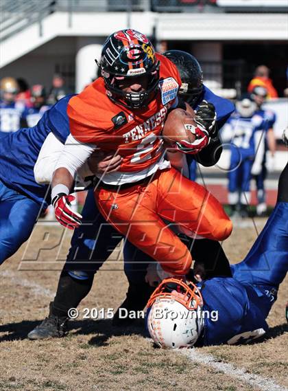 Thumbnail 2 in Tennessee vs. Kentucky (National Guard Border Bowl) photogallery.