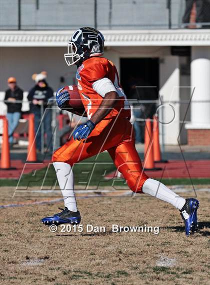 Thumbnail 2 in Tennessee vs. Kentucky (National Guard Border Bowl) photogallery.