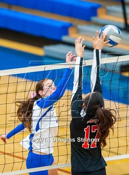 Thumbnail 2 in Arroyo @ Newark Memorial photogallery.