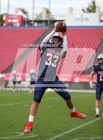 Thumbnail 1 in Grapevine @ Wakeland photogallery.