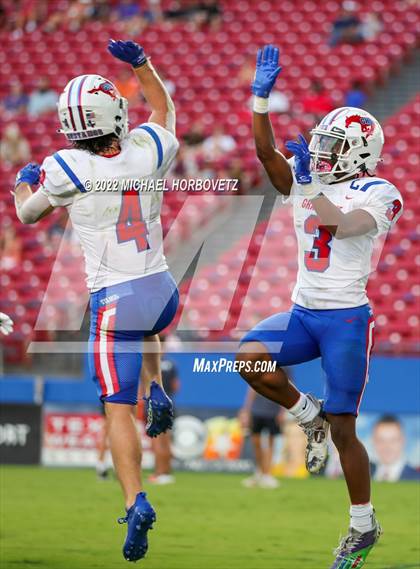 Thumbnail 1 in Grapevine @ Wakeland photogallery.