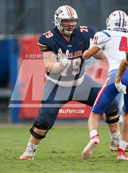 Thumbnail 2 in Grapevine @ Wakeland photogallery.