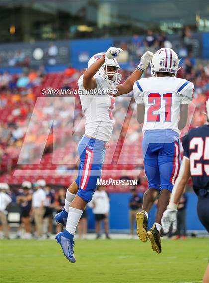Thumbnail 1 in Grapevine @ Wakeland photogallery.