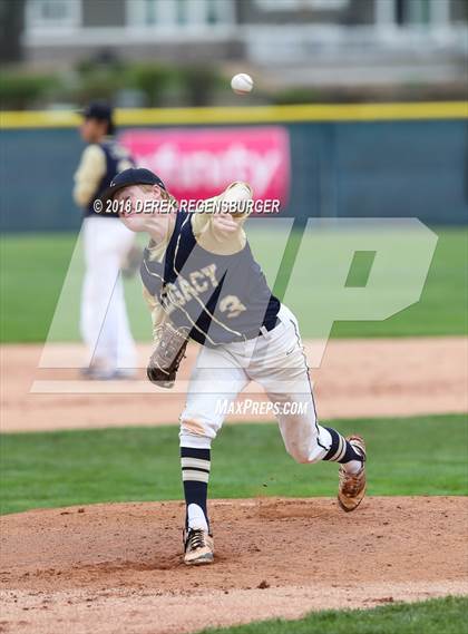 Thumbnail 1 in Highlands Ranch vs Legacy (CHSAA 5A Regional Playoff) photogallery.