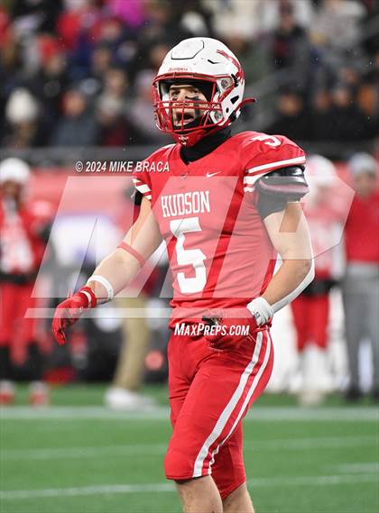 Thumbnail 2 in Fairhaven vs Hudson (MIAA Division 6 Final) photogallery.