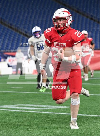 Thumbnail 1 in Fairhaven vs Hudson (MIAA Division 6 Final) photogallery.