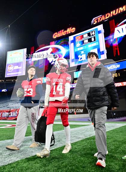 Thumbnail 2 in Fairhaven vs Hudson (MIAA Division 6 Final) photogallery.