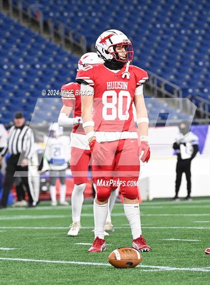 Thumbnail 2 in Fairhaven vs Hudson (MIAA Division 6 Final) photogallery.
