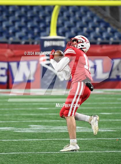 Thumbnail 1 in Fairhaven vs Hudson (MIAA Division 6 Final) photogallery.
