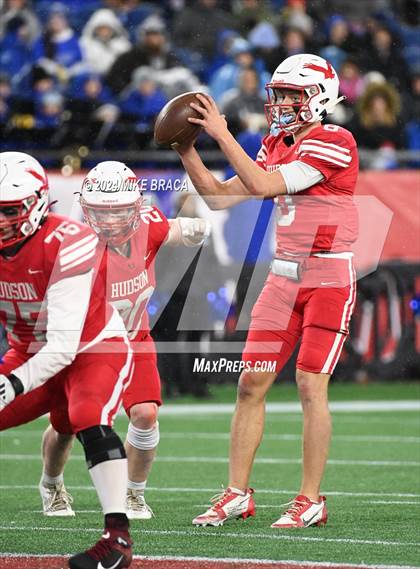 Thumbnail 2 in Fairhaven vs Hudson (MIAA Division 6 Final) photogallery.