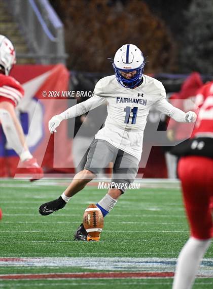 Thumbnail 1 in Fairhaven vs Hudson (MIAA Division 6 Final) photogallery.