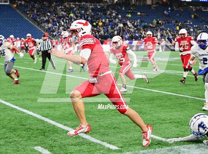 Thumbnail 3 in Fairhaven vs Hudson (MIAA Division 6 Final) photogallery.