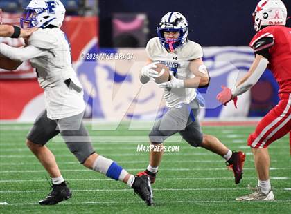 Thumbnail 2 in Fairhaven vs Hudson (MIAA Division 6 Final) photogallery.