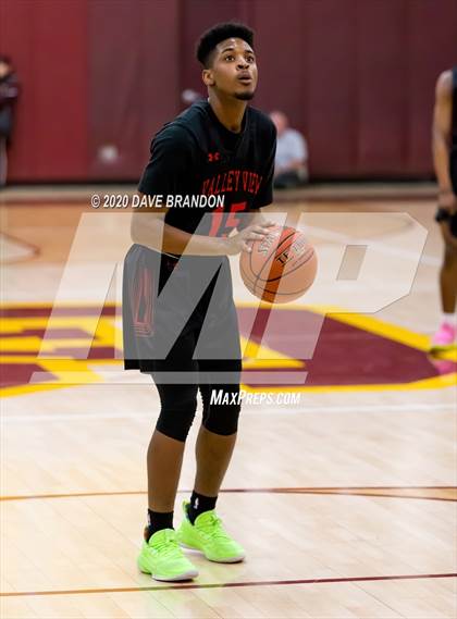 Thumbnail 3 in Valley View @ Simi Valley (CIF SS D3A Playoff 2nd Round) photogallery.