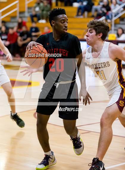 Thumbnail 3 in Valley View @ Simi Valley (CIF SS D3A Playoff 2nd Round) photogallery.