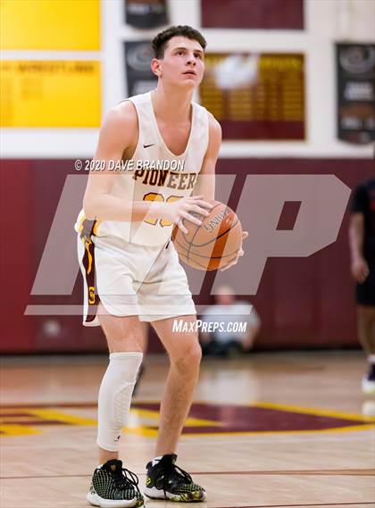 Thumbnail 3 in Valley View @ Simi Valley (CIF SS D3A Playoff 2nd Round) photogallery.