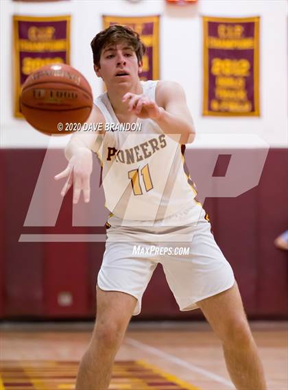 Thumbnail 3 in Valley View @ Simi Valley (CIF SS D3A Playoff 2nd Round) photogallery.