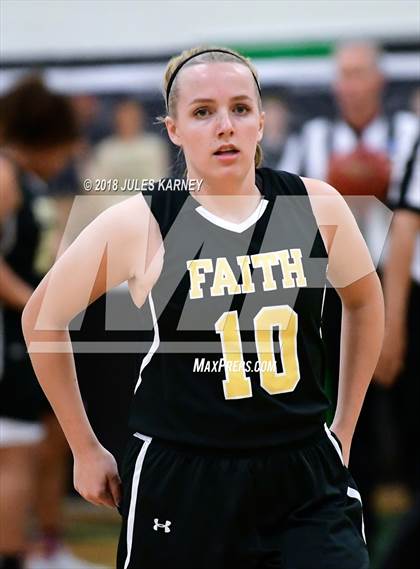 Thumbnail 2 in Palo Verde vs Faith Lutheran photogallery.