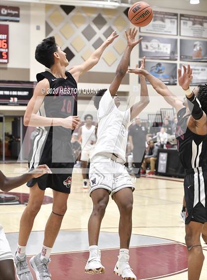 Thumbnail 2 in Mayfair vs. San Leandro (Rancho Mirage Holiday Invitational) photogallery.