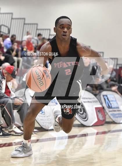 Thumbnail 2 in Mayfair vs. San Leandro (Rancho Mirage Holiday Invitational) photogallery.