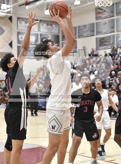 Thumbnail 1 in Mayfair vs. San Leandro (Rancho Mirage Holiday Invitational) photogallery.
