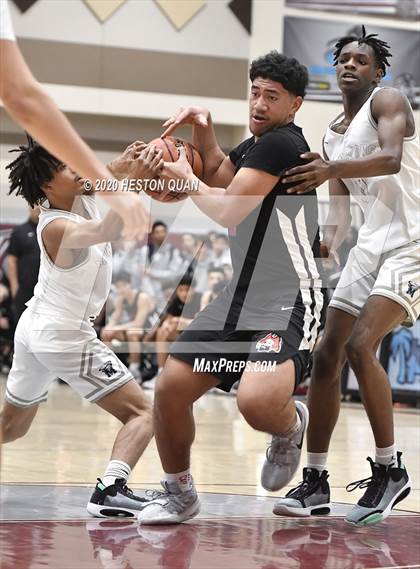 Thumbnail 3 in Mayfair vs. San Leandro (Rancho Mirage Holiday Invitational) photogallery.