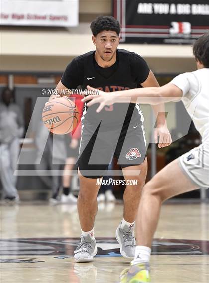 Thumbnail 3 in Mayfair vs. San Leandro (Rancho Mirage Holiday Invitational) photogallery.