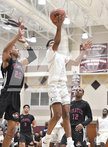 Thumbnail 2 in Mayfair vs. San Leandro (Rancho Mirage Holiday Invitational) photogallery.