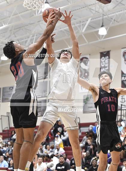 Thumbnail 2 in Mayfair vs. San Leandro (Rancho Mirage Holiday Invitational) photogallery.