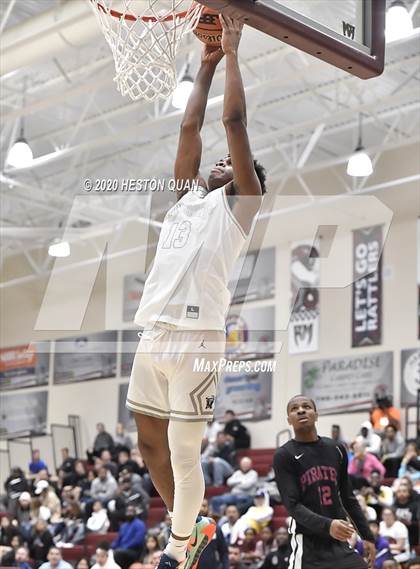 Thumbnail 1 in Mayfair vs. San Leandro (Rancho Mirage Holiday Invitational) photogallery.