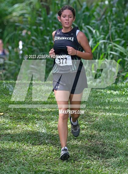 Thumbnail 2 in Kamehameha Invitational photogallery.