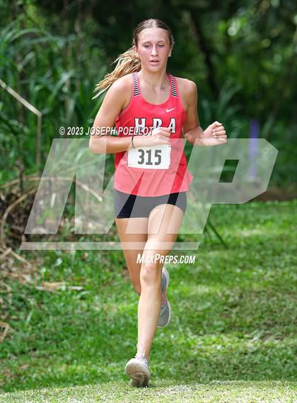 Thumbnail 2 in Kamehameha Invitational photogallery.