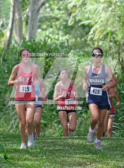Thumbnail 2 in Kamehameha Invitational photogallery.