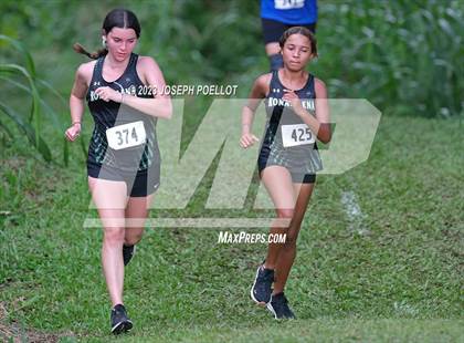 Thumbnail 2 in Kamehameha Invitational photogallery.