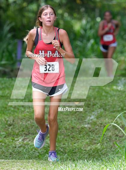 Thumbnail 3 in Kamehameha Invitational photogallery.