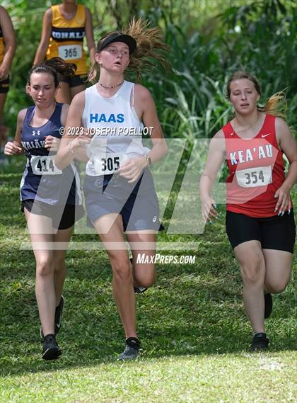 Thumbnail 3 in Kamehameha Invitational photogallery.