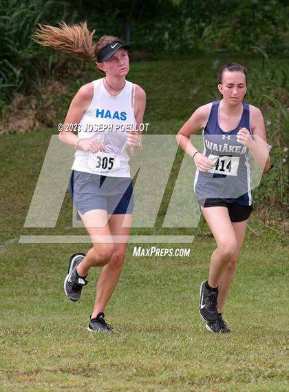 Thumbnail 1 in Kamehameha Invitational photogallery.