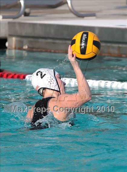 Thumbnail 1 in Huntington Park vs. Eagle Rock (CIF LA City Section Championship - Consulation) photogallery.