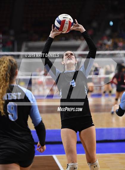 Thumbnail 3 in Pueblo West vs. Thomas Jefferson (CHSAA 4A Playoff) photogallery.