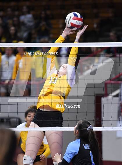 Thumbnail 2 in Pueblo West vs. Thomas Jefferson (CHSAA 4A Playoff) photogallery.
