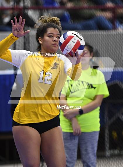 Thumbnail 3 in Pueblo West vs. Thomas Jefferson (CHSAA 4A Playoff) photogallery.